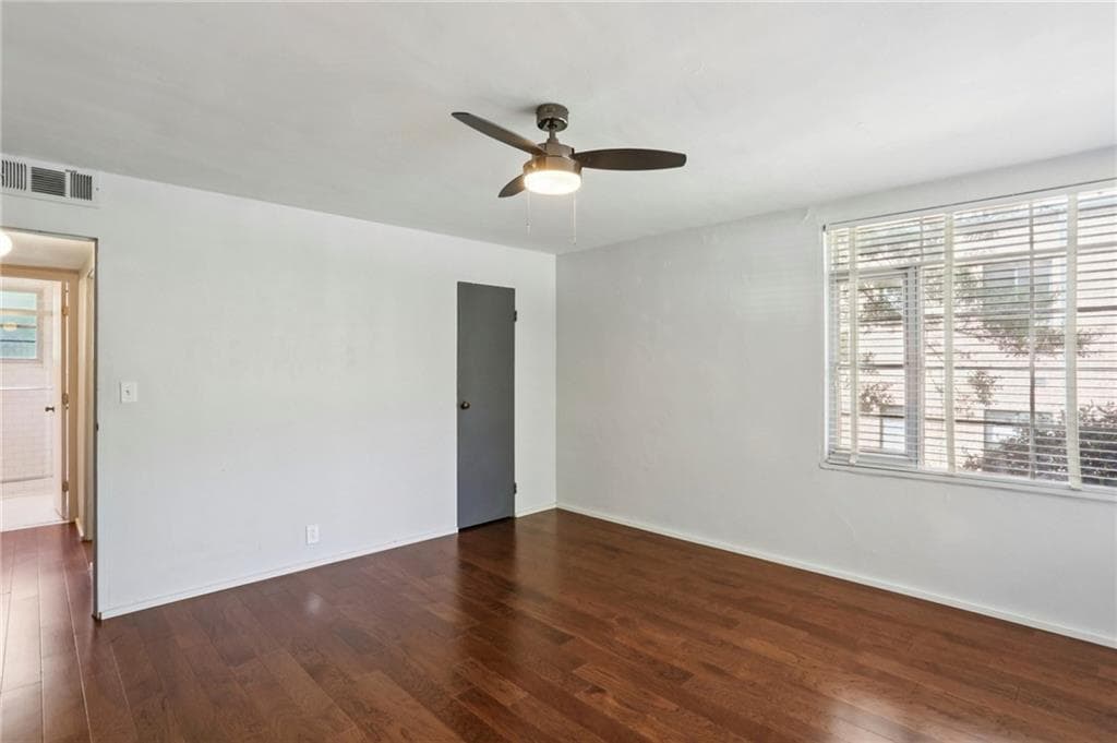 2 bedroom, 1 bathroom, 1,148 sq ft condominium for sale at 1391 Normandy Drive 1, Atlanta, GA 30306 — photo 4