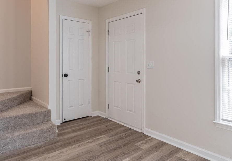 2 bedroom, 3 bathroom, 1,240 sq ft townhouse for rent at 1050 Old Holcomb Bridge Road, Roswell, GA 30076 for $1,599 a month — photo 3