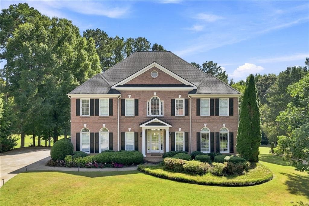 5 bedroom, 4 bathroom, 5,442 sq ft single family residence for sale at 1398 BridgeMill Avenue, Canton, GA 30114 — photo 5