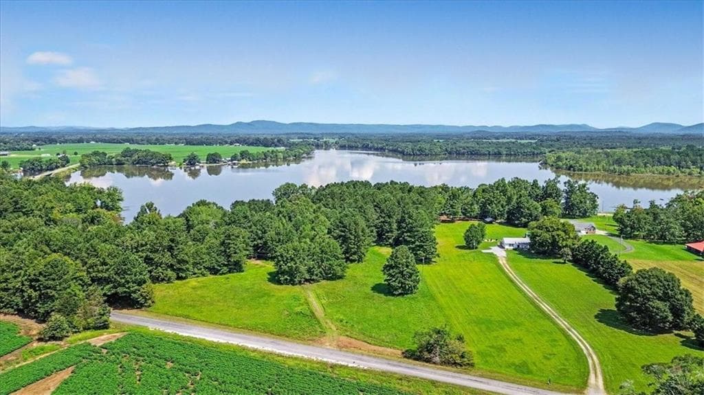 2 bedroom, 2 bathroom single family residence for sale at 1895 County Road 78, Centre, AL 35960 — photo 4
