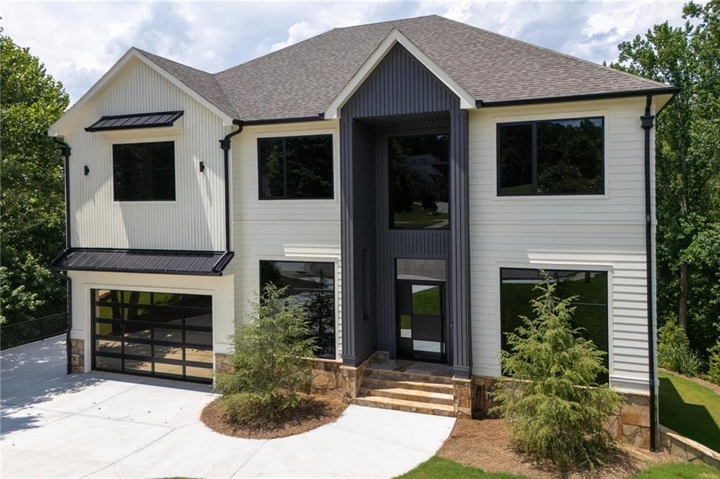 6 bedroom, 7 bathroom, 6,645 sq ft single family residence under contract at 520 Heathmill Court, Milton, GA 30004 — photo 4
