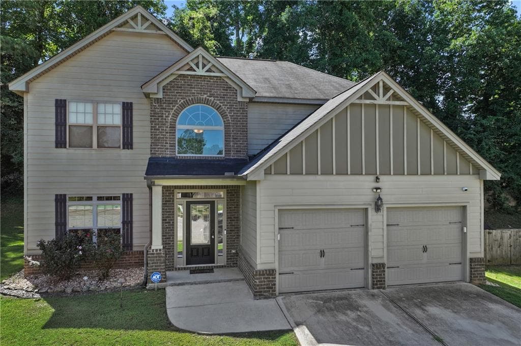 3 bedroom, 3 bathroom, 2,222 sq ft single family residence for sale at 6127 Riddle Court, Douglasville, GA 30134 — photo 2