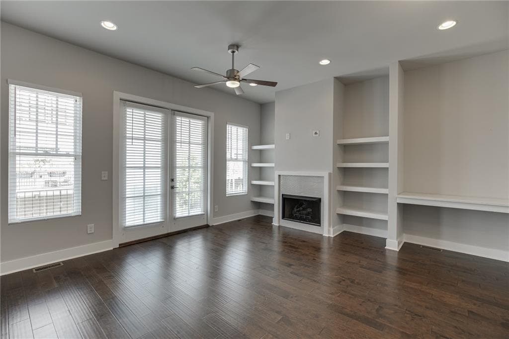 2 bedroom, 3 bathroom, 1,746 sq ft townhouse for rent at 721 Taylor Court, Atlanta, GA 30324 for $3,500 a month — photo 9