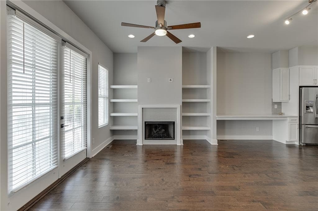 2 bedroom, 3 bathroom, 1,746 sq ft townhouse for rent at 721 Taylor Court, Atlanta, GA 30324 for $3,500 a month — photo 10