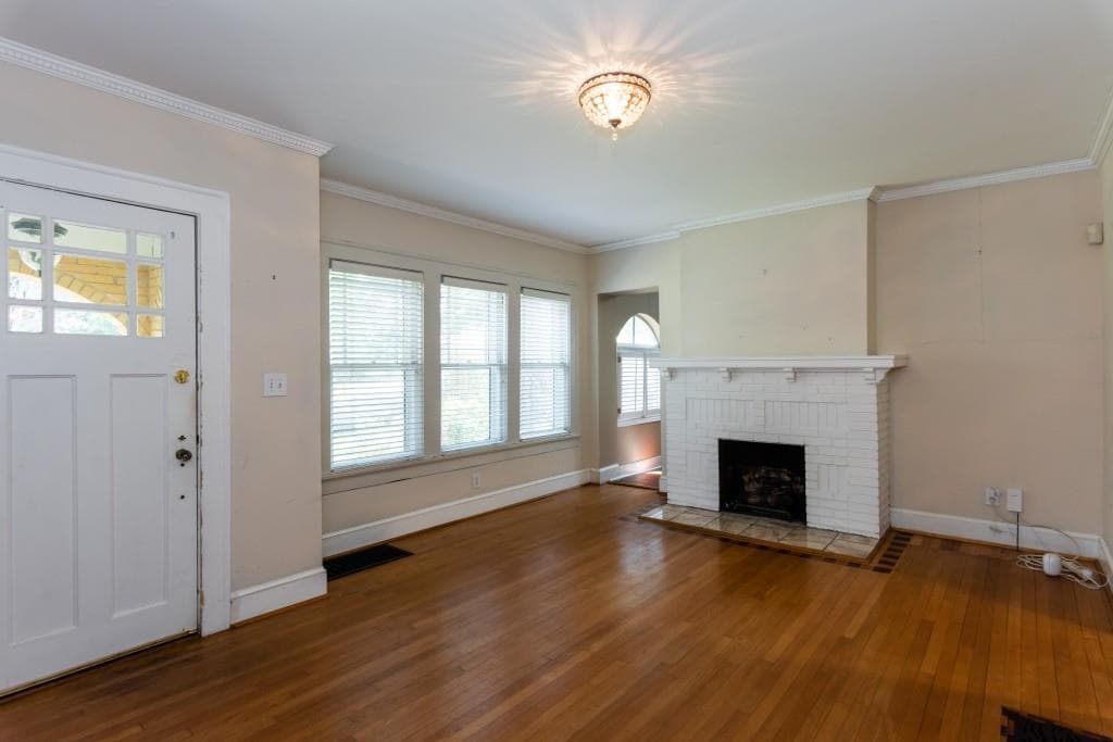3 bedroom, 2 bathroom, 1,906 sq ft single family residence for sale at 727 Yorkshire Road, Atlanta, GA 30306 — photo 7