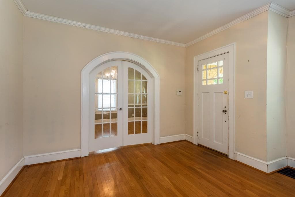 3 bedroom, 2 bathroom, 1,906 sq ft single family residence for sale at 727 Yorkshire Road, Atlanta, GA 30306 — photo 10