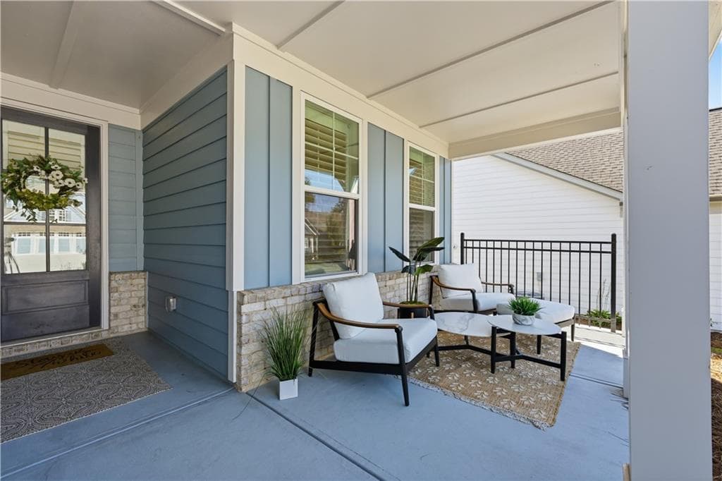 2 bedroom, 2 bathroom, 2,036 sq ft single family residence for sale at 509 Ontario Lane, Hoschton, GA 30548 — photo 2