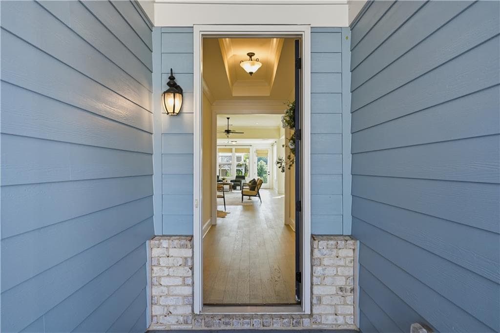 2 bedroom, 2 bathroom, 2,036 sq ft single family residence for sale at 509 Ontario Lane, Hoschton, GA 30548 — photo 6