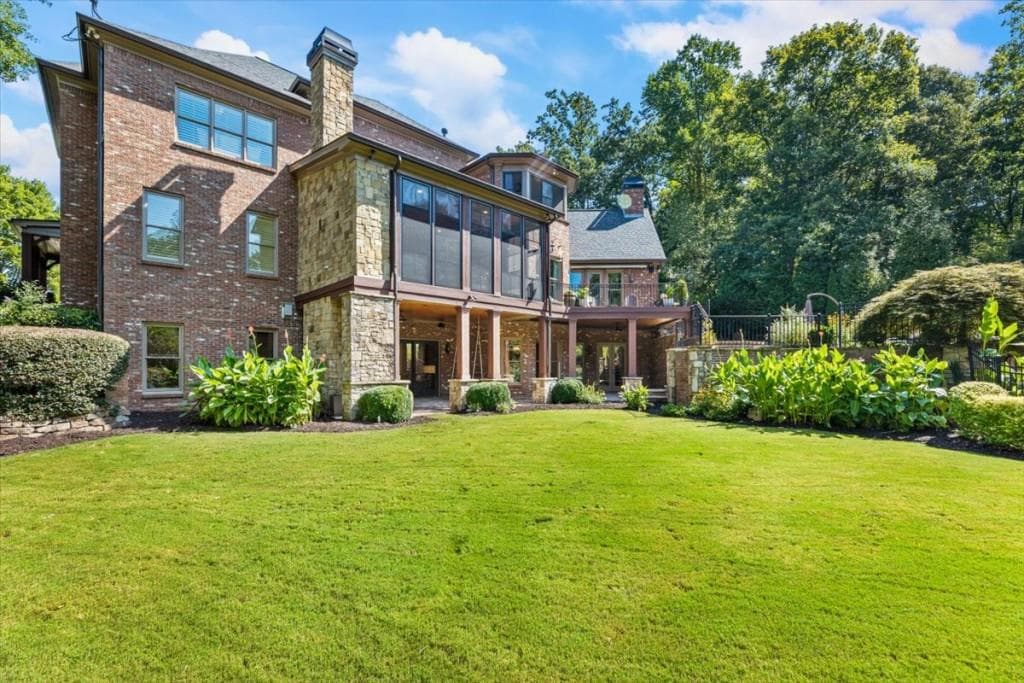 6 bedroom, 8 bathroom, 8,311 sq ft single family residence for sale at 1310 Cashiers Way, Roswell, GA 30075 — photo 6