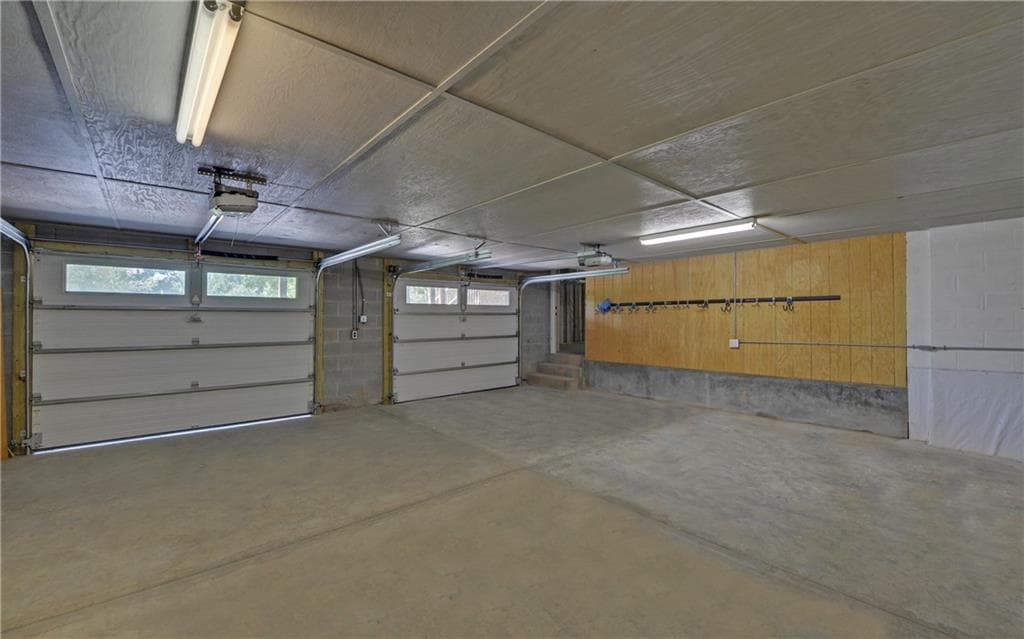 3 bedroom, 2 bathroom, 2,736 sq ft single family residence for sale at 140 Tranquility Drive, Demorest, GA 30535 — photo 4