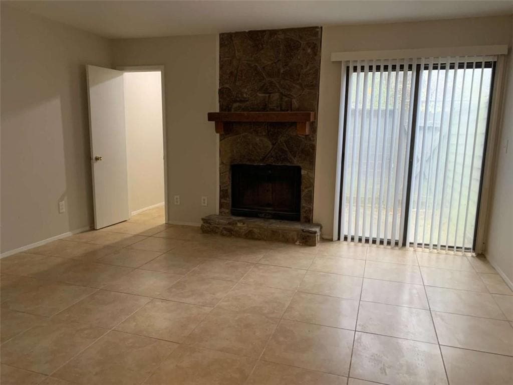 2 bedroom, 3 bathroom, 1,152 sq ft townhouse for rent at 6509 Parton Court B, Peachtree Corners, GA 30092 for $1,275 a month — photo 2