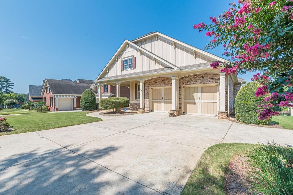 5 bedroom, 4 bathroom, 3,724 sq ft single family residence for sale at 5926 Hogans Way, Douglasville, GA 30135 — photo 3