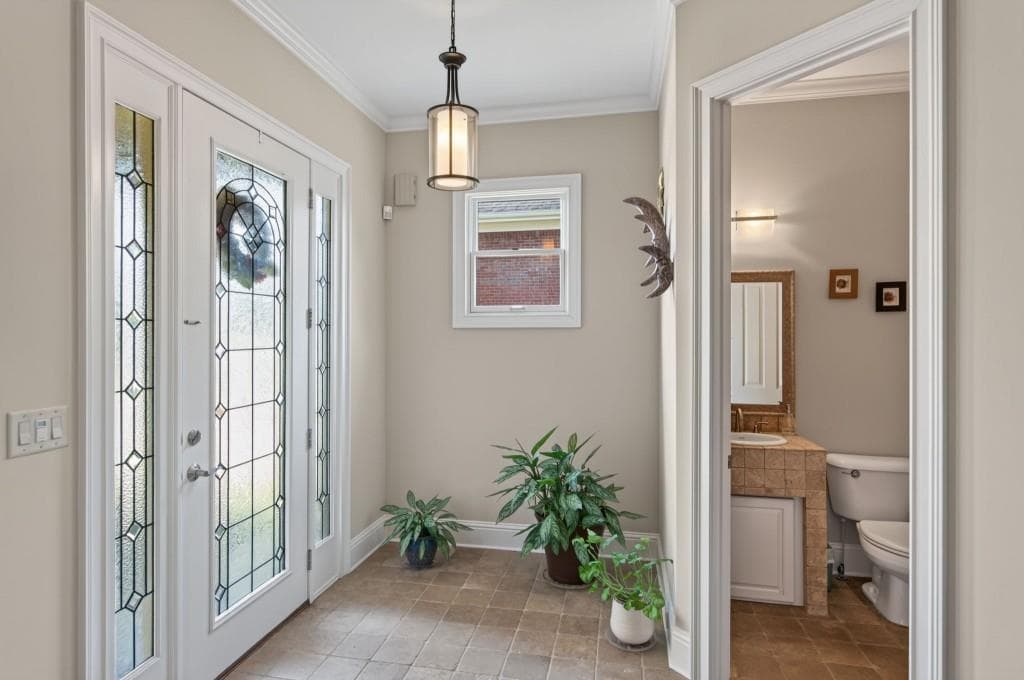 5 bedroom, 4 bathroom, 3,724 sq ft single family residence for sale at 5926 Hogans Way, Douglasville, GA 30135 — photo 5