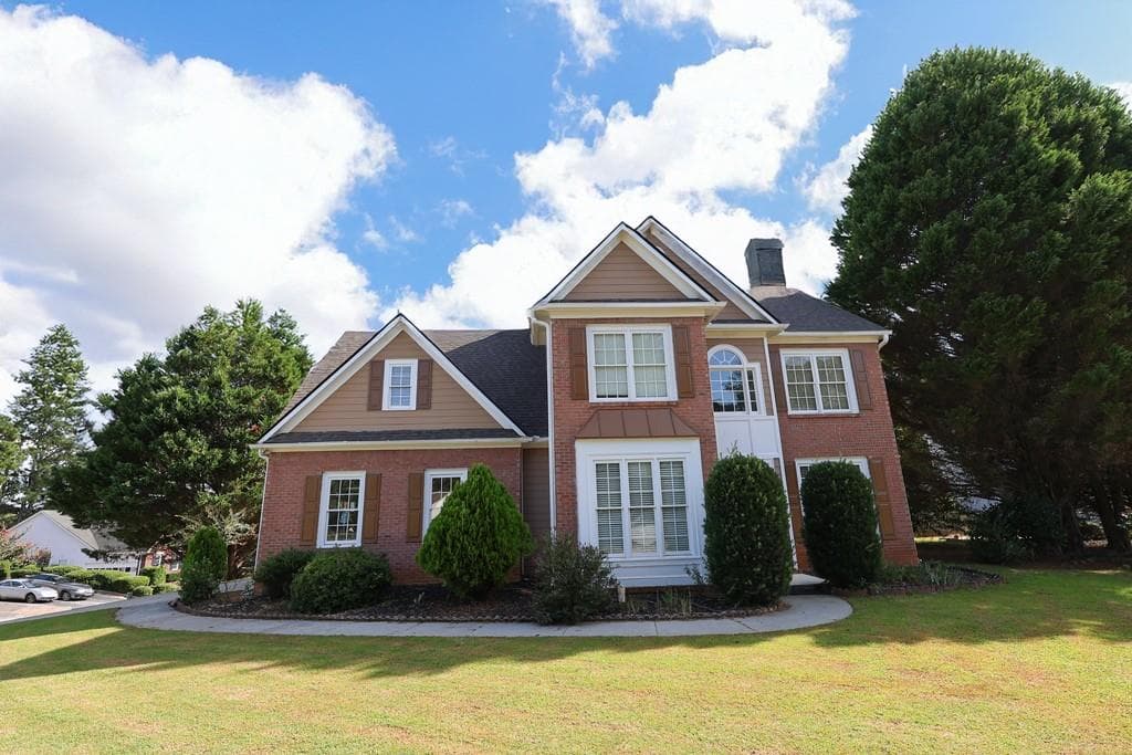 4 bedroom, 3 bathroom, 2,347 sq ft single family residence for sale at 5544 White Cedar Terrace, Sugar Hill, GA 30518