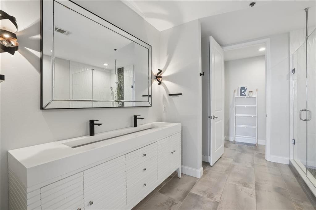 2 bedroom, 3 bathroom, 1,828 sq ft condominium for sale at 270 17th Street 1403, Atlanta, GA 30363 — photo 4