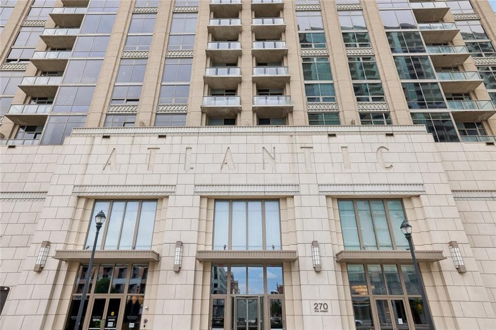 2 bedroom, 3 bathroom, 1,828 sq ft condominium for sale at 270 17th Street 1403, Atlanta, GA 30363 — photo 8