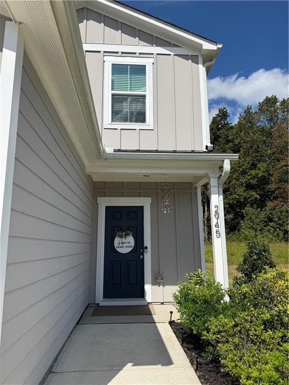 4 bedroom, 3 bathroom, 2,072 sq ft single family residence for rent at 2945 Salinger Way, Gainesville, GA 30507 for $2,350 a month — photo 2