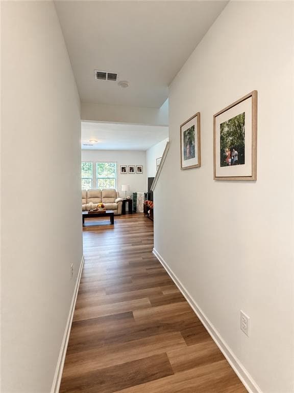 4 bedroom, 3 bathroom, 2,072 sq ft single family residence for rent at 2945 Salinger Way, Gainesville, GA 30507 for $2,350 a month — photo 3