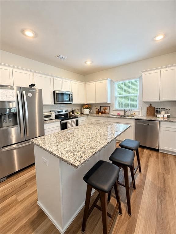 4 bedroom, 3 bathroom, 2,072 sq ft single family residence for rent at 2945 Salinger Way, Gainesville, GA 30507 for $2,350 a month — photo 8