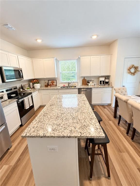 4 bedroom, 3 bathroom, 2,072 sq ft single family residence for rent at 2945 Salinger Way, Gainesville, GA 30507 for $2,350 a month — photo 9