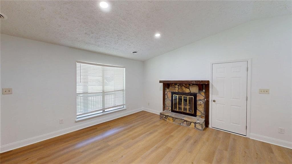3 bedroom, 2 bathroom, 1,118 sq ft single family residence under contract at 42 Skylark Lane, Jonesboro, GA 30238 — photo 7