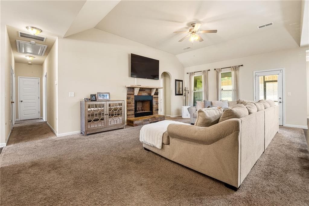 4 bedroom, 2 bathroom, 2,369 sq ft single family residence for sale at 2208 Medlock Lane, Mcdonough, GA 30253 — photo 2