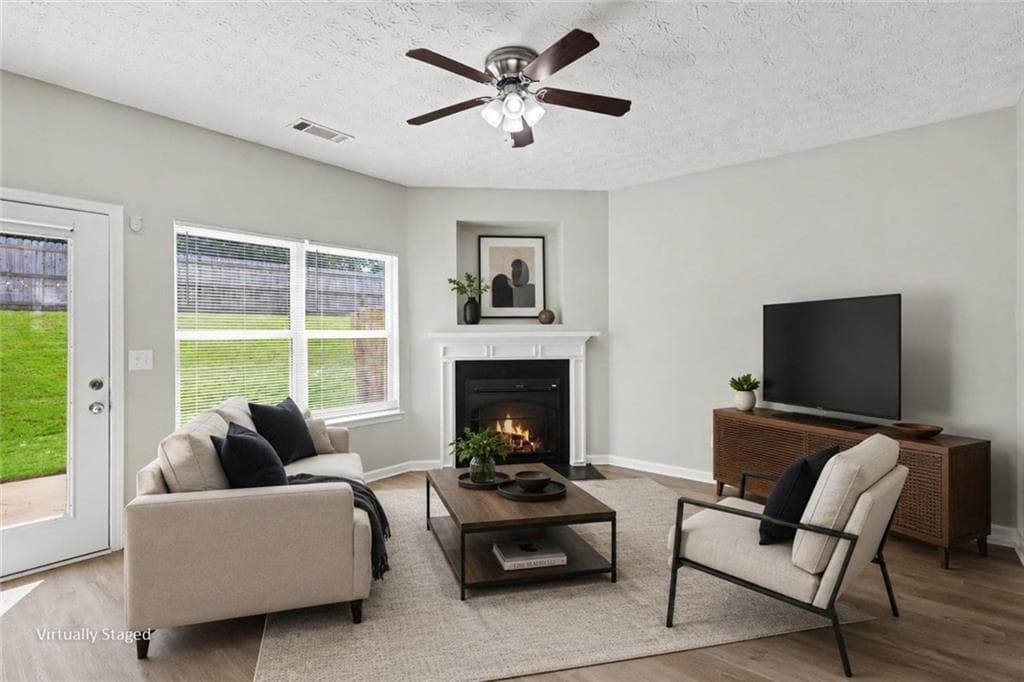 3 bedroom, 3 bathroom, 1,348 sq ft townhouse for sale at 6404 Ellenwood Drive, Rex, GA 30273 — photo 10