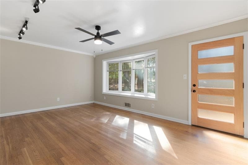 3 bedroom, 3 bathroom, 2,011 sq ft single family residence for rent at 2958 Harcourt Drive 1, Decatur, GA 30033 for $2,600 a month — photo 4