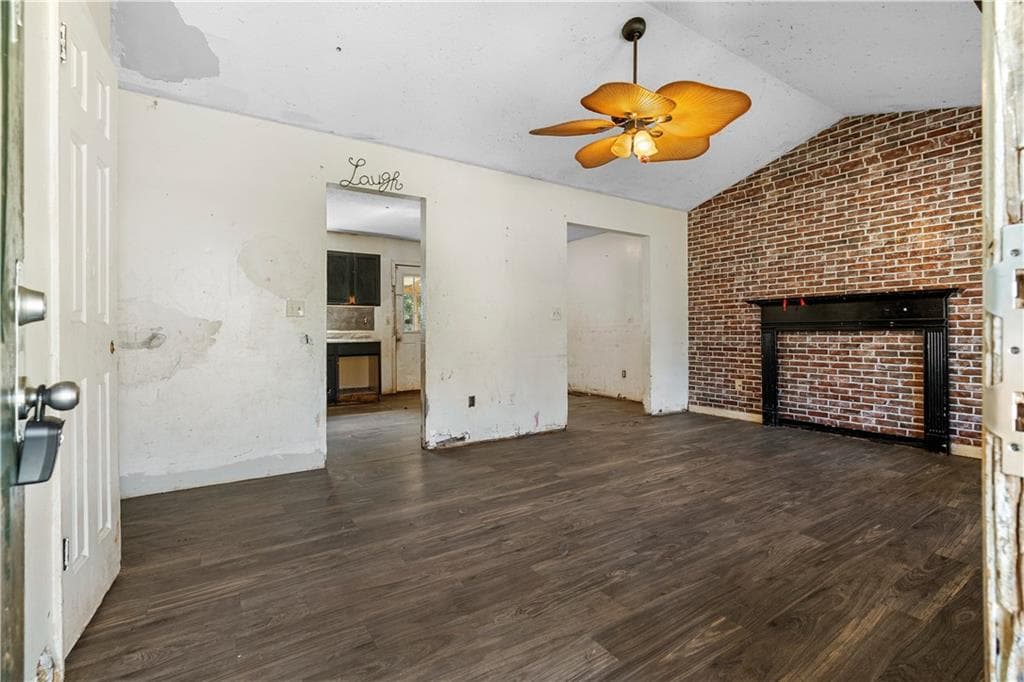 3 bedroom, 2 bathroom, 1,272 sq ft single family residence for sale at 530 Woodwind Drive, Rockmart, GA 30153 — photo 2