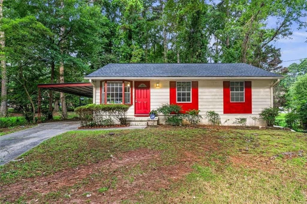 4 bedroom, 1 bathroom, 1,079 sq ft single family residence under contract at 6177 Crestview Lane, Forest Park, GA 30297