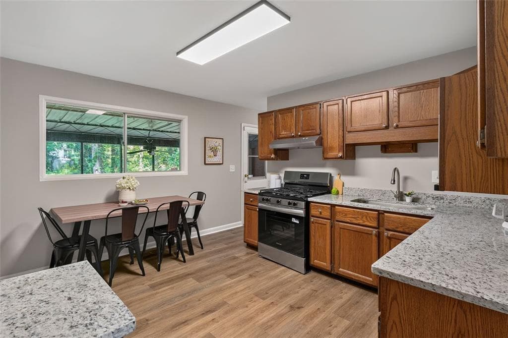 4 bedroom, 1 bathroom, 1,079 sq ft single family residence under contract at 6177 Crestview Lane, Forest Park, GA 30297 — photo 10