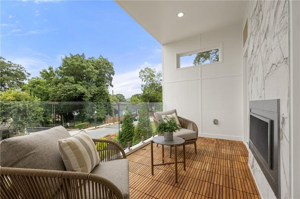 5 bedroom, 4 bathroom, 3,500 sq ft single family residence for sale at 24 Hutchinson Street, Atlanta, GA 30307 — photo 6