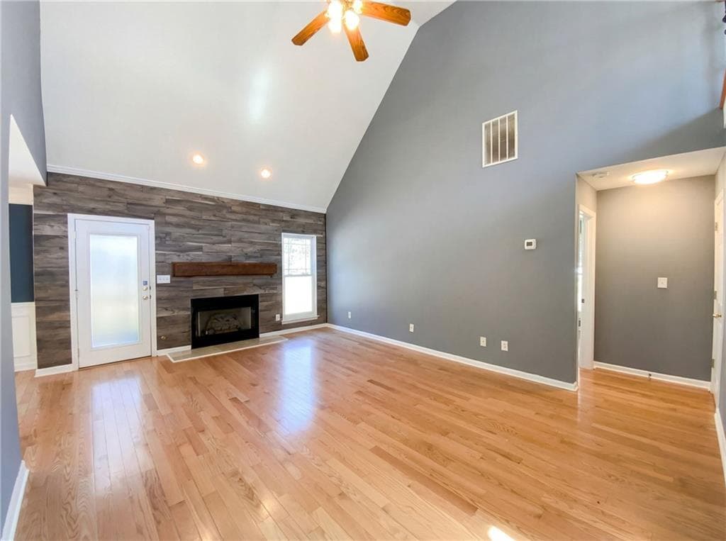4 bedroom, 3 bathroom, 2,481 sq ft single family residence for sale at 123 King Richard Drive, Griffin, GA 30223 — photo 3