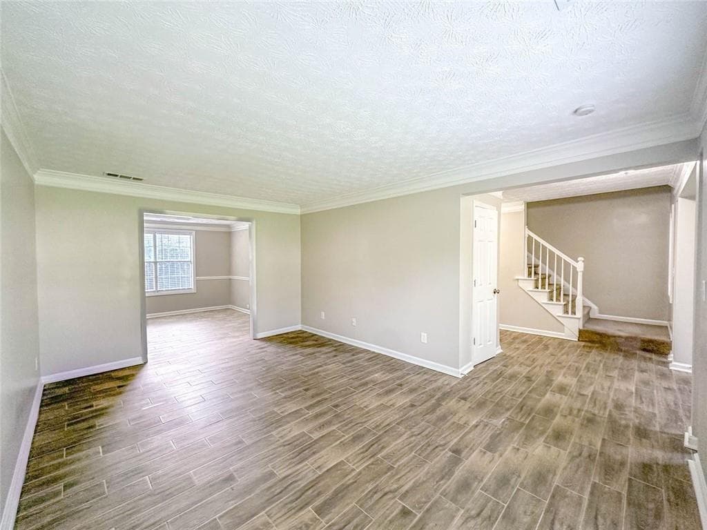 4 bedroom, 3 bathroom, 3,052 sq ft single family residence for sale at 1070 Big Haynes Drive, Grayson, GA 30017 — photo 5