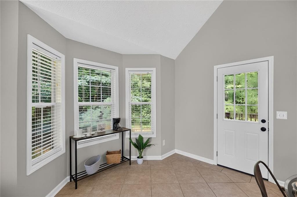 4 bedroom, 3 bathroom, 1,972 sq ft single family residence for sale at 195 River Oak Court, Temple, GA 30179 — photo 10