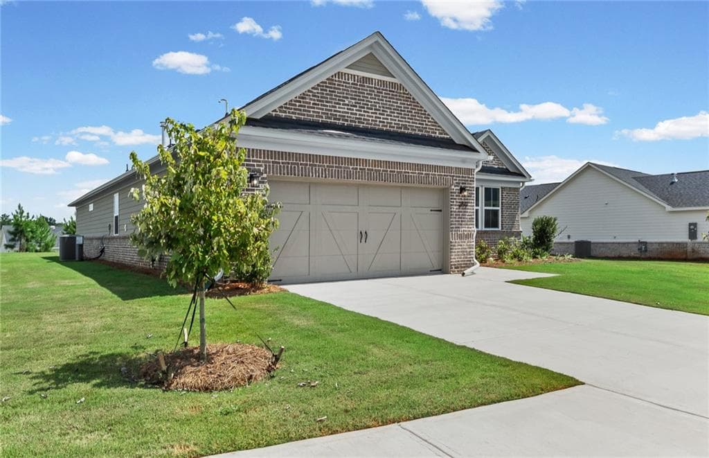 3 bedroom, 3 bathroom, 2,124 sq ft single family residence for sale at 259 Nesta Grove Drive, Locust Grove, GA 30248 — photo 4