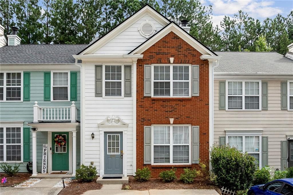 2 bedroom, 3 bathroom, 1,428 sq ft townhouse for rent at 4100 Howell Park Road, Duluth, GA 30096 for $1,900 a month — photo 1 of 28