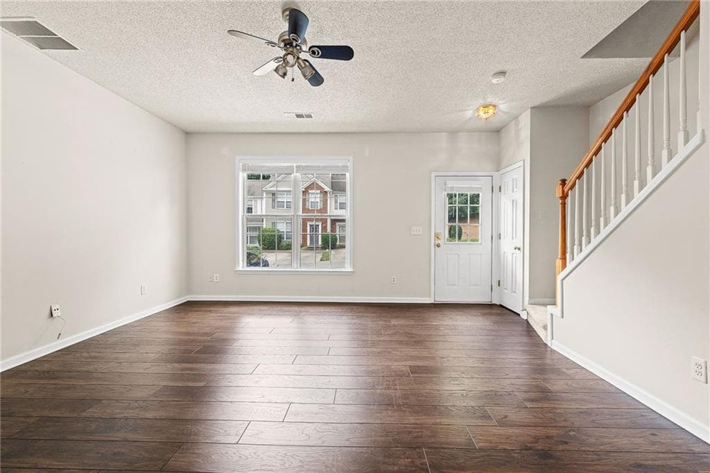 2 bedroom, 3 bathroom, 1,428 sq ft townhouse for rent at 4100 Howell Park Road, Duluth, GA 30096 for $1,900 a month — photo 5