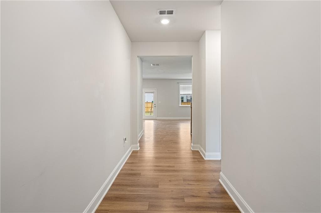 5 bedroom, 4 bathroom, 3,458 sq ft single family residence for sale at 3477 Spruce Way, South Fulton, GA 30331 — photo 5