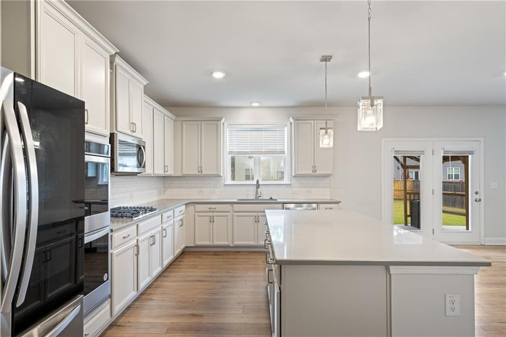 5 bedroom, 4 bathroom, 3,458 sq ft single family residence for sale at 3477 Spruce Way, South Fulton, GA 30331 — photo 10