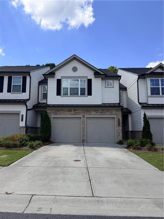 3 bedroom, 3 bathroom, 1,900 sq ft townhouse for rent at 3326 Colbury Street, Duluth, GA 30097 for $2,699 a month