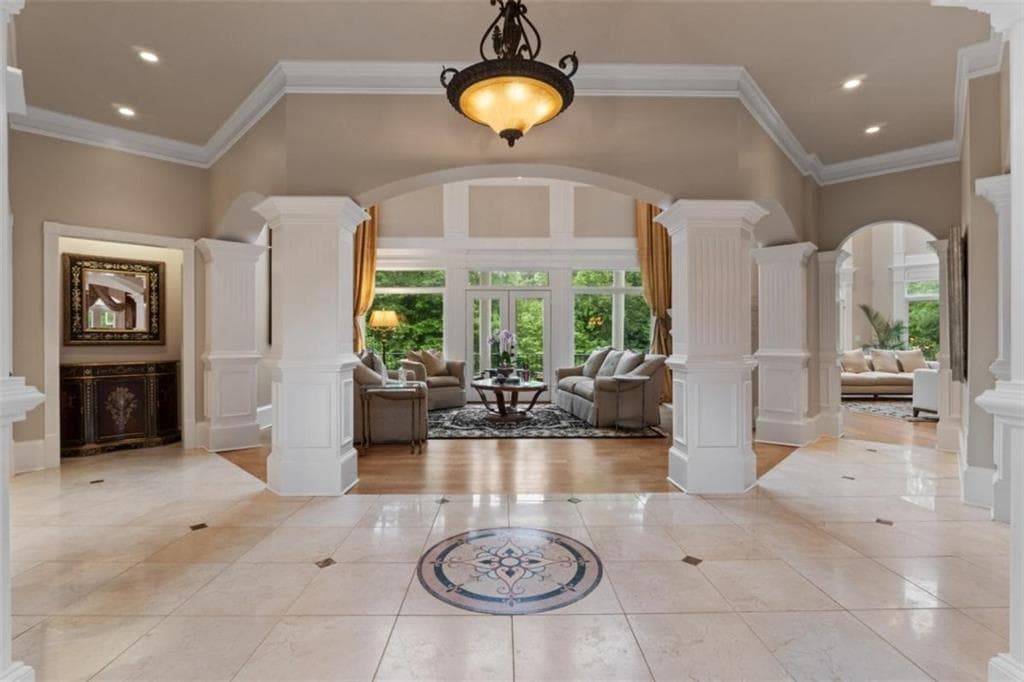 7 bedroom, 6 bathroom, 13,462 sq ft single family residence for sale at 1005 Oak Mountain Road, Carrollton, GA 30117 — photo 5