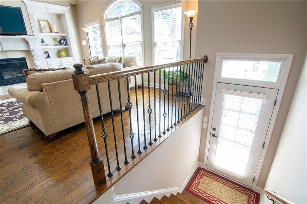 3 bedroom, 4 bathroom, 2,900 sq ft townhouse for sale at 1154 Water Grass Way, Lawrenceville, GA 30045 — photo 5