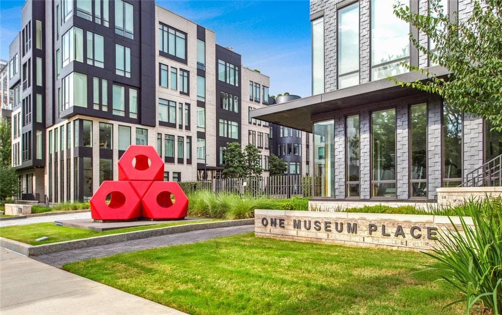 3 bedroom, 5 bathroom, 4,840 sq ft condominium for sale at 1301 Peachtree Street 4L, Atlanta, GA 30309 — photo 1 of 40