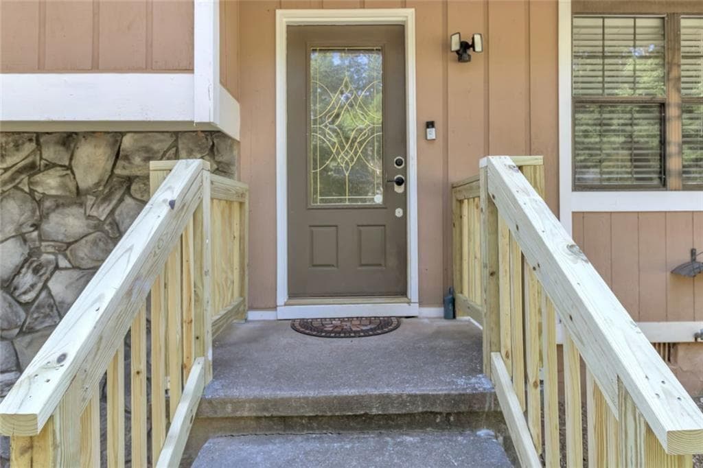 4 bedroom, 3 bathroom, 1,776 sq ft single family residence for sale at 631 Brighton Drive, Lawrenceville, GA 30043 — photo 8