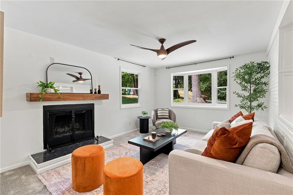 2 bedroom, 2 bathroom, 1,225 sq ft single family residence under contract at 3095 Hollywood Drive, Decatur, GA 30033 — photo 4
