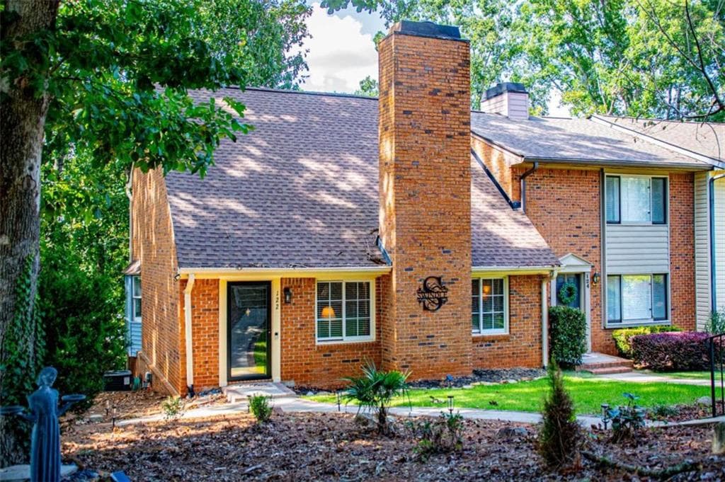 3 bedroom, 2 bathroom, 2,302 sq ft home for sale at 122 Mill Stream, Carrollton, GA