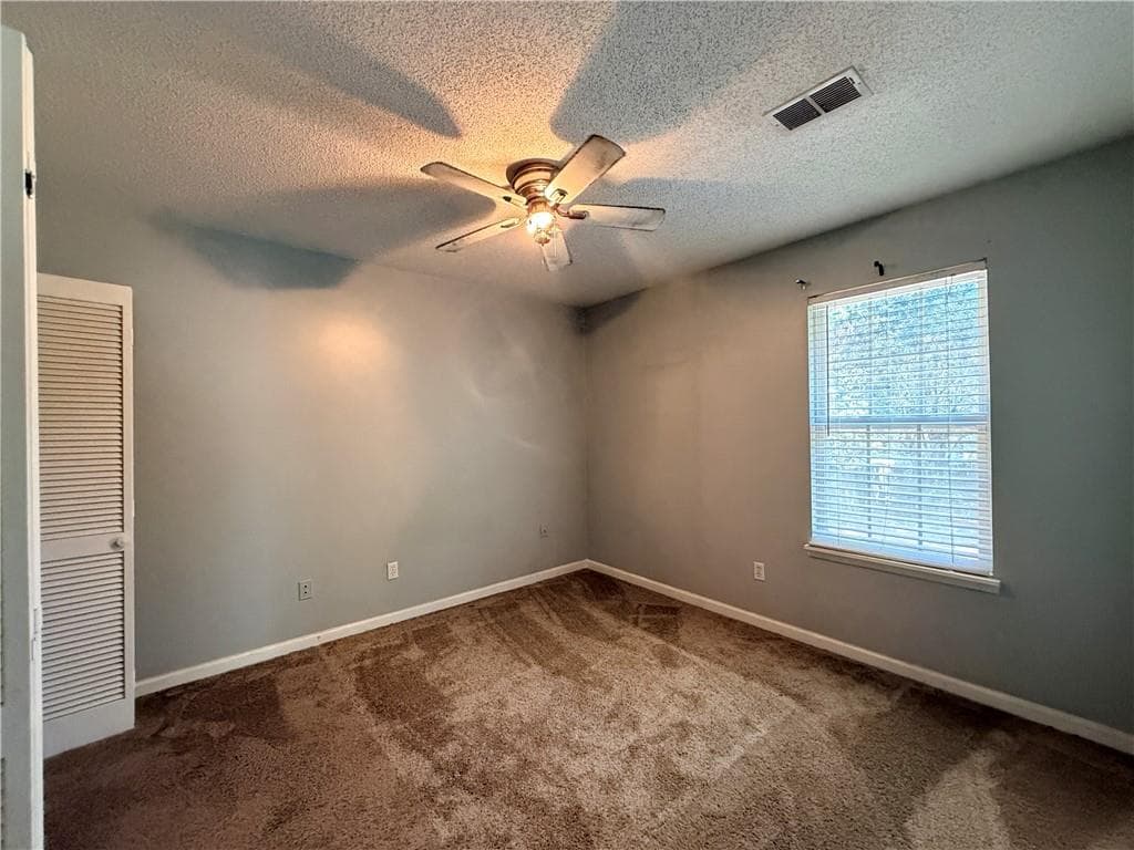 3 bedroom, 3 bathroom, 1,874 sq ft single family residence under contract at 844 Chapman Circle, Stone Mountain, GA 30088 — photo 8