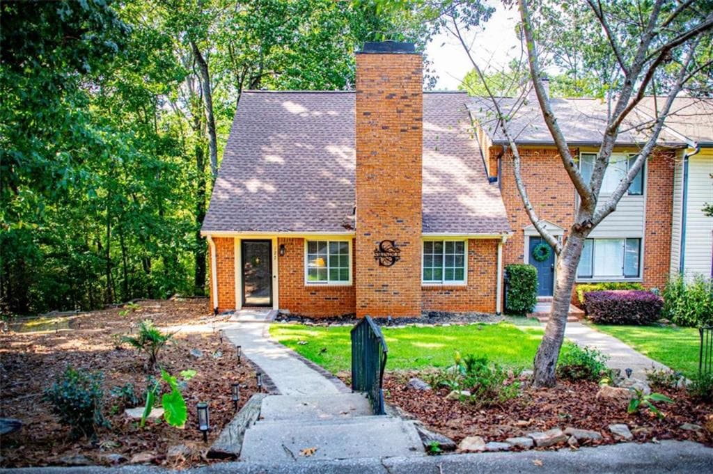 3 bedroom, 2 bathroom, 2,302 sq ft single family residence for sale at 122 Mill Stream, Carrollton, GA 30117 — photo 4
