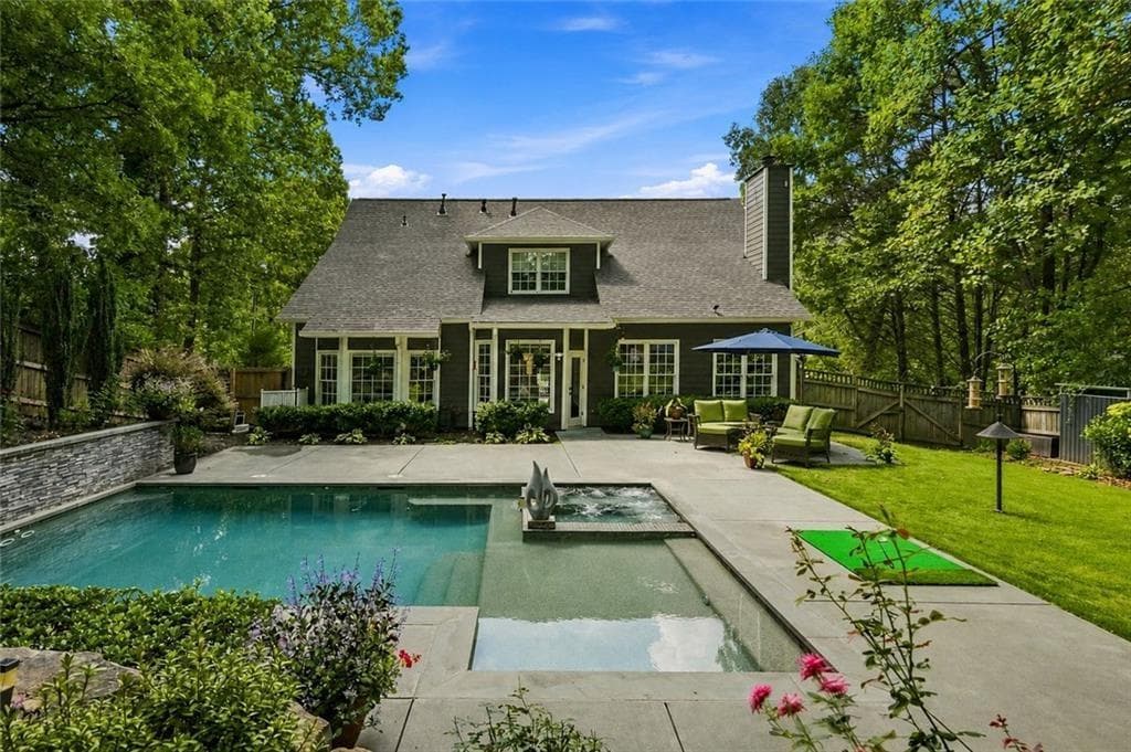 4 bedroom, 3 bathroom, 2,661 sq ft single family residence for sale at 1710 Redbud Way, Cumming, GA 30041 — photo 3